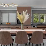 Stunning Anomera Villa Mykonos Town